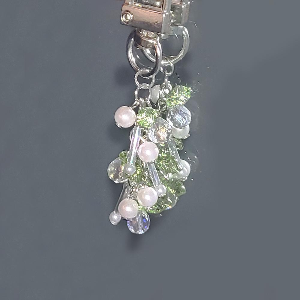 순백의 펄 비비추 비즈 키링