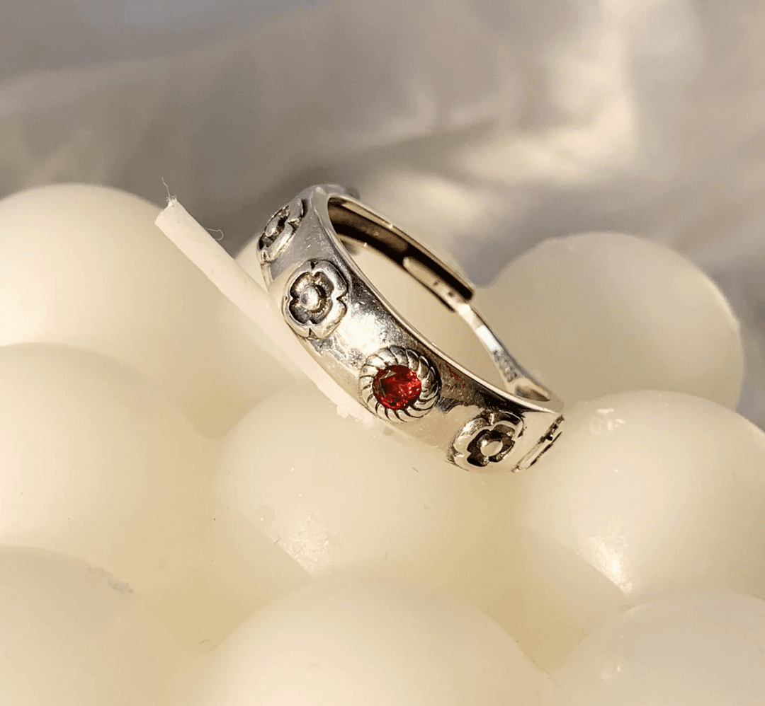 Howl's Majestic Rings - Red