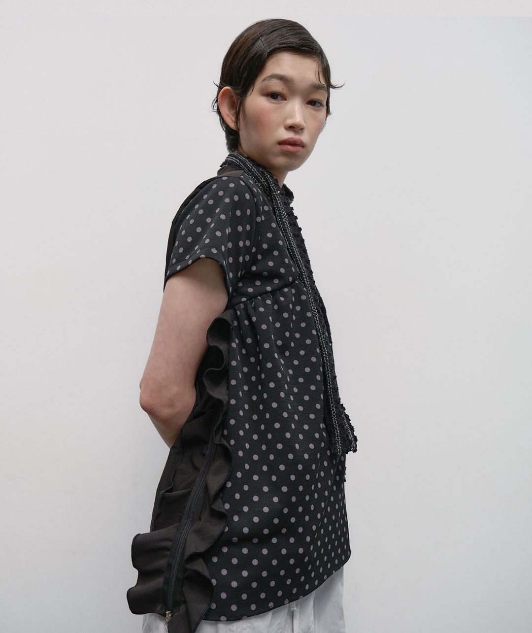 Asymmetrical Dotted Ruffled Zip Top [Black]