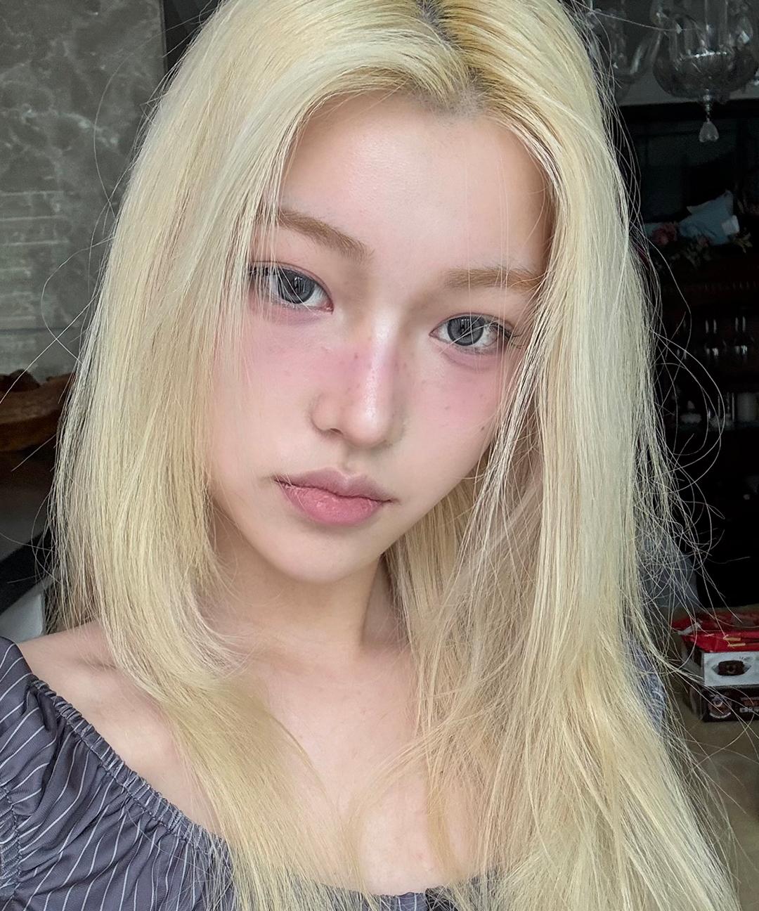 어바웃톤 [4종 세트/2종 증정] 스킨 레이어 핏 블러셔 (10colors) ✨ONLY ZIGZAG✨