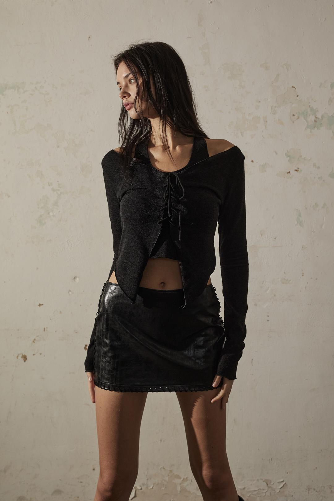 [2nd reorder] layered knit top in black