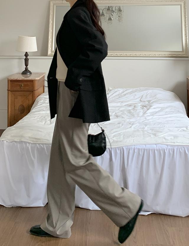 [특가 PROJECT] 헨너 뒷밴딩 턱 와이드 슬랙스 74326