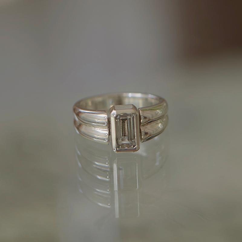 emerald cut natural white topaz ring