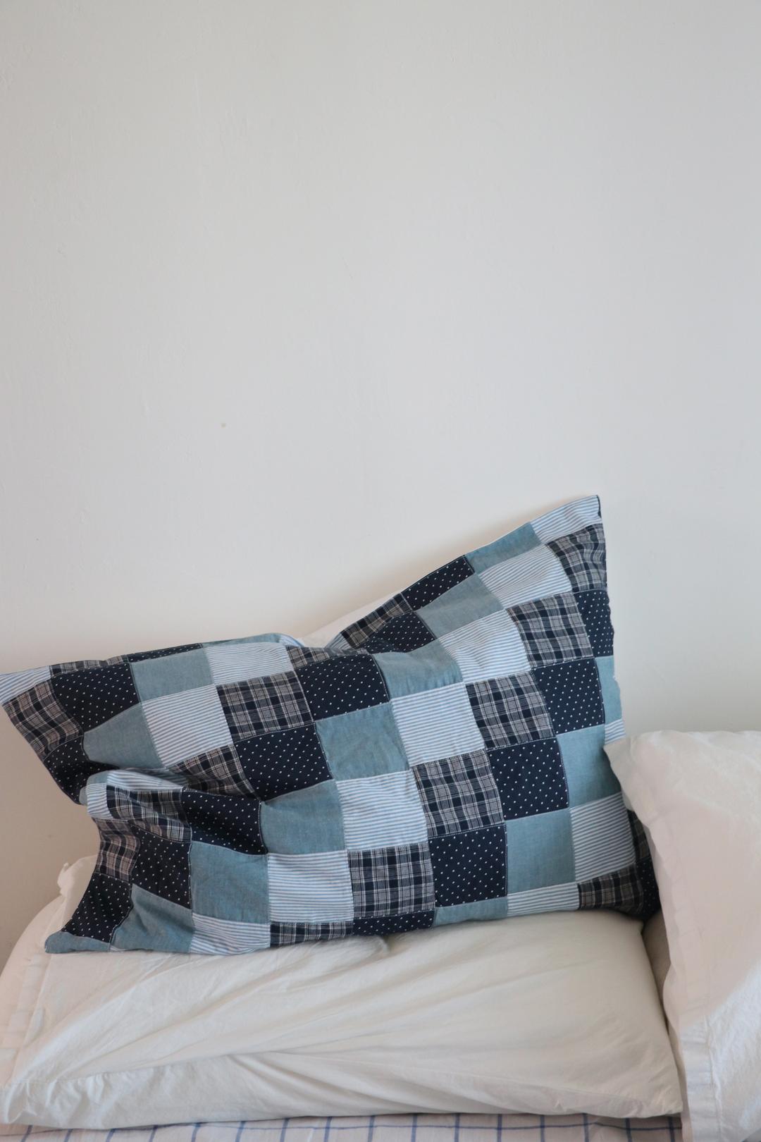 Patch pillow cover_Navy