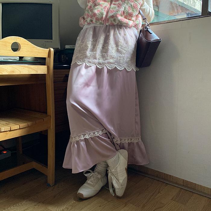 [자체제작] 새틴 레이스 셔링 롱스커트