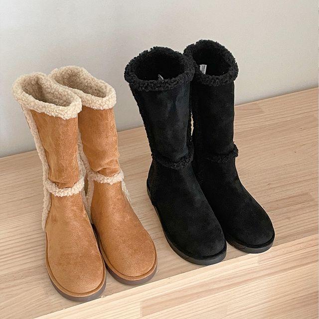 둥근코 양털 스웨이드 미들부츠