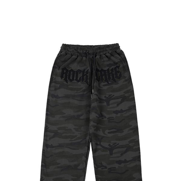 Camo Metal Graphics Pants - Black