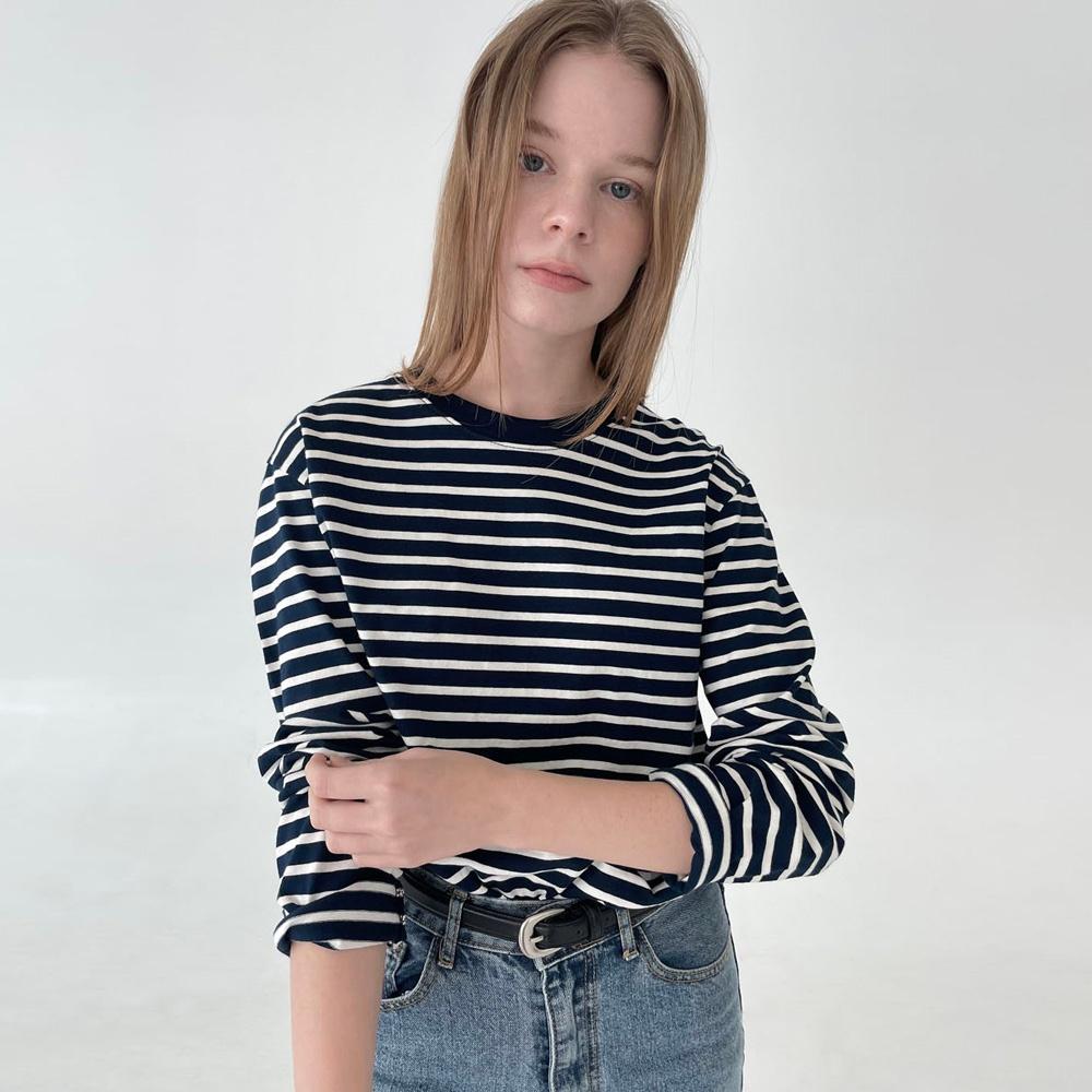 stripe t-shirt (dark navy)