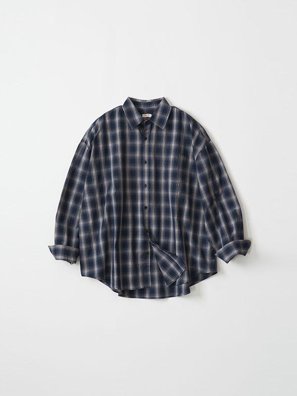 [4월 2일 예약배송] 자이언트핏 옴브레 체크셔츠 (빈티지블루)