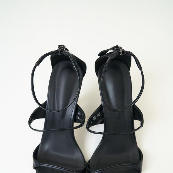 Slim Strap Heels (Black/9cm)