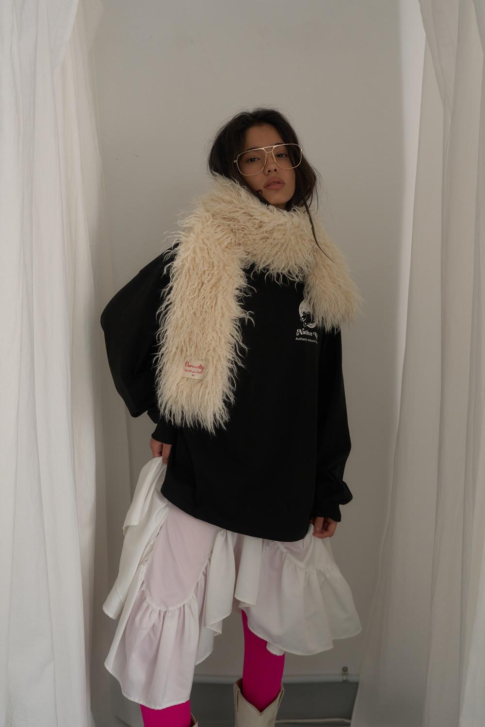 Woolly Hug Muffler / Salt Butter