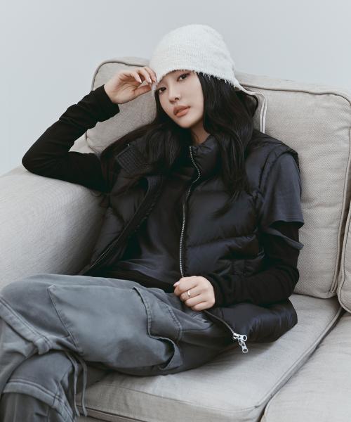 UNBALANCE QUILTED DOWN VEST FOR WOMEN IN BLACK