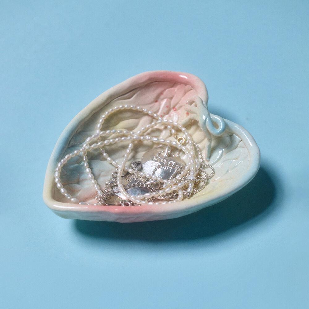 TSW X NF Kint heart tray rainbow