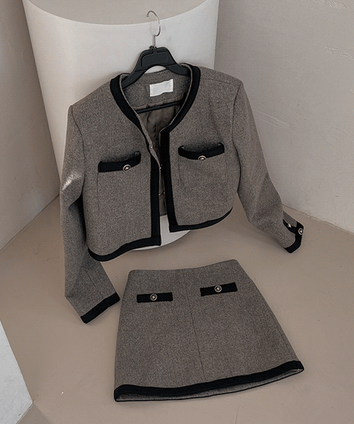 크리드 노카라 배색 금장 누빔 자켓 에이라인 미니 스커트 투피스 세트 별도구매 (블랙/베이지)