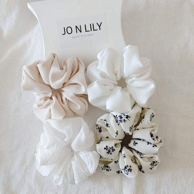 [4개세트] 화이트+아이보리 무지플라워 곱창밴드 세트 (국내/자체 제작) 헤어슈슈 스크런치 머리끈