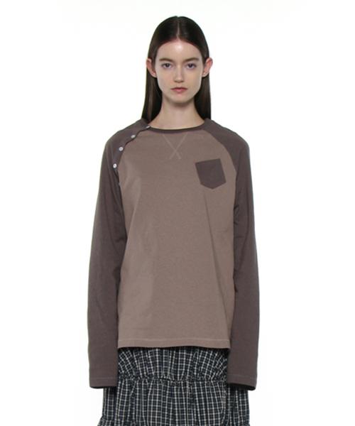 PWC 버튼업 포켓 레글런 티_모카 그레이