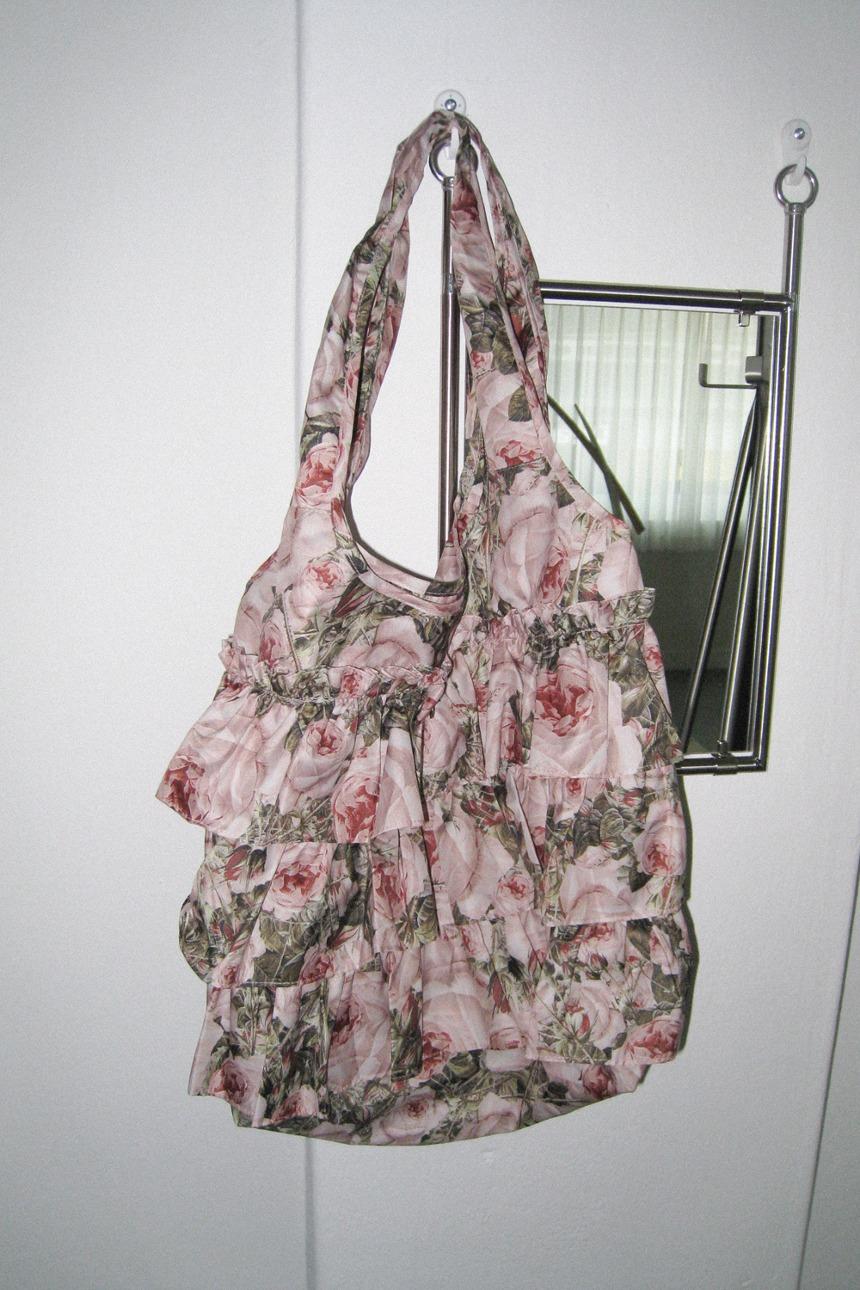 flower frill bag