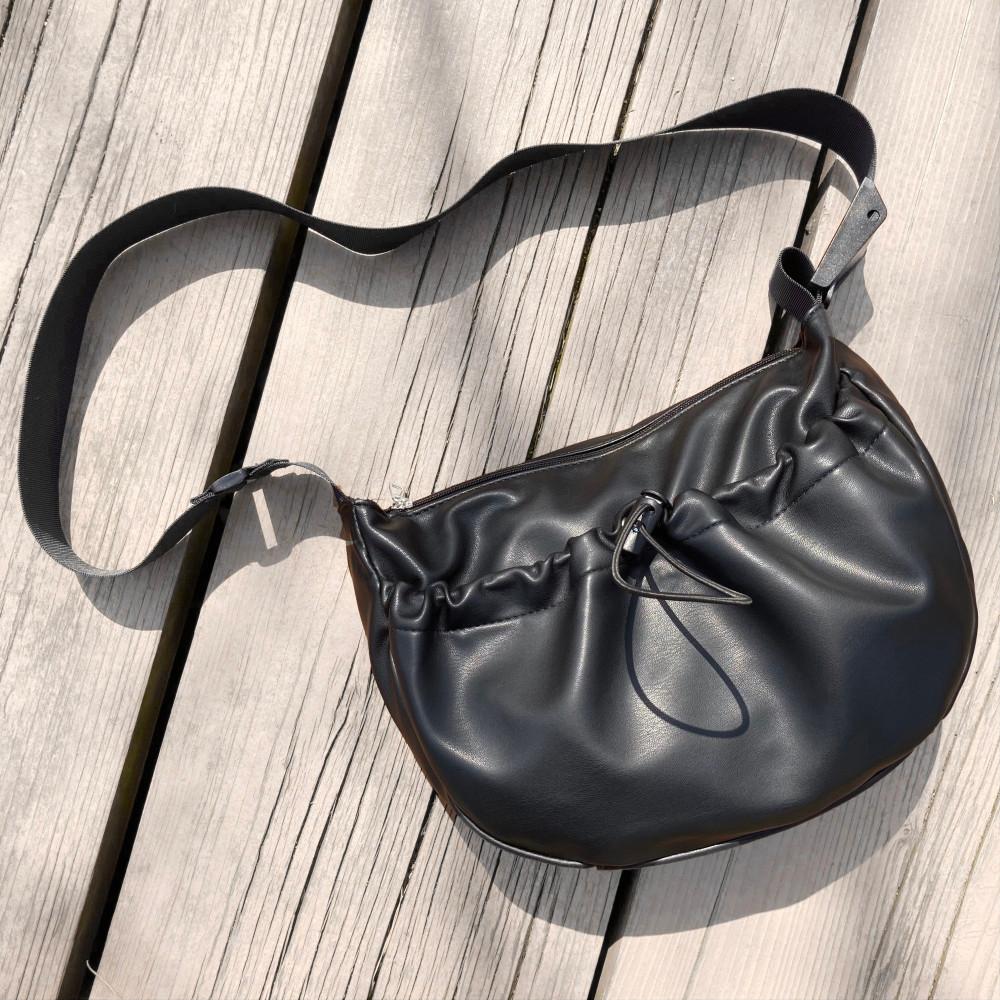 여자 남자 만두백 크로스백 미니 핸드폰 크루아상 백 보세 반달 학생 가방