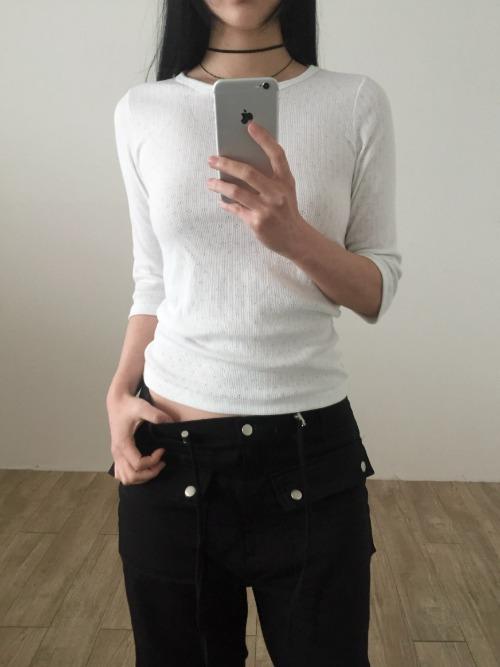 뮤즈드몽드 7부 펀칭 티셔츠