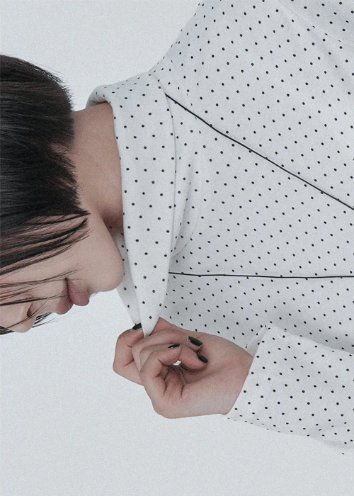 도트폴라티셔츠