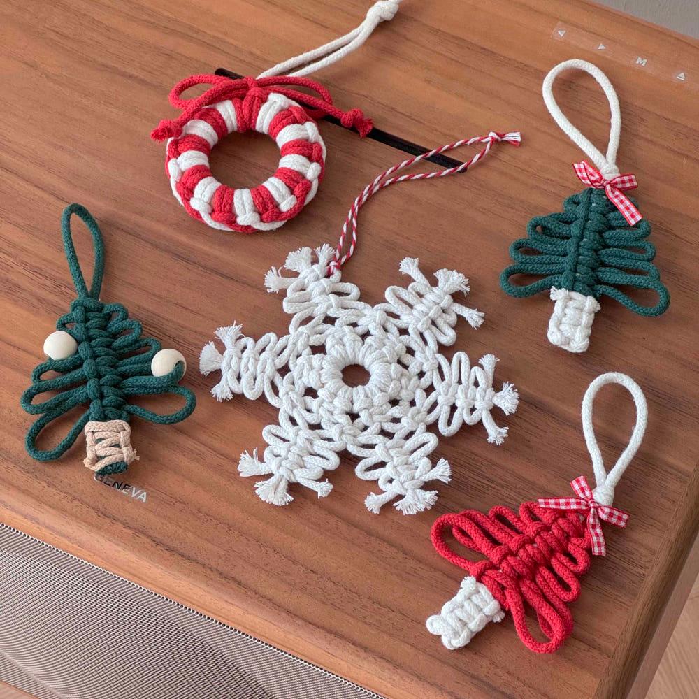 페이퍼가든 딜라잇 마크라메 오너먼트 동글트리 크리스마스 장식 트리 소품