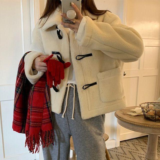 [텐미닛스타일]트렌디한 캐주얼 데일리룩 카라 크라멜 무스탕