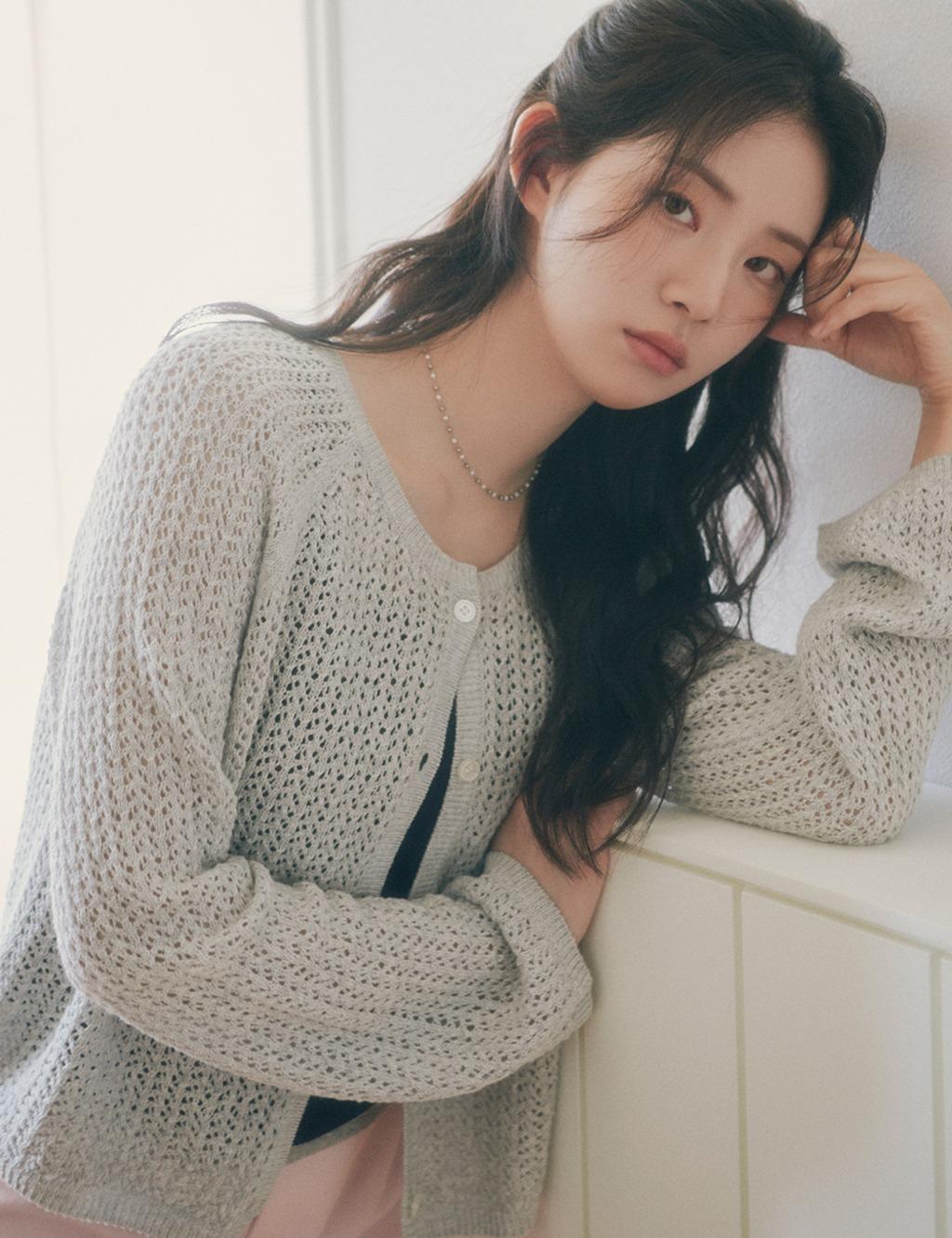 [신시아 착용] [From ITALY] 펀칭 썸머 라운드넥 니트 가디건 MDCD046_6 Colors