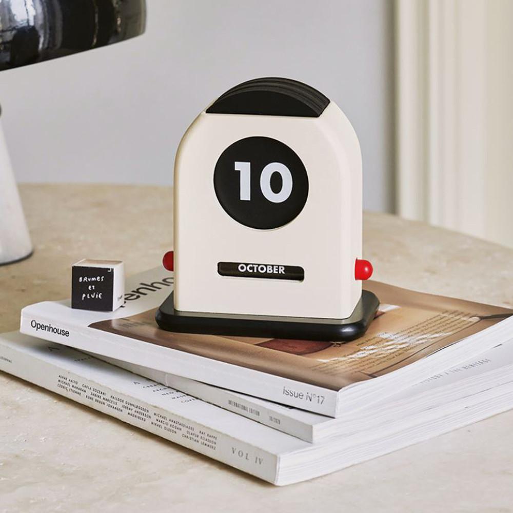 빈티지 레트로 만년달력 탁상용 감성 인테리어 소품 오브제 데스크 캘린더 장식품