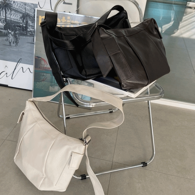 [당일발송/주문폭주🔥] 멀티 포켓 캐주얼 메신저 레더 빅 숄더 크로스백 백팩 3 color