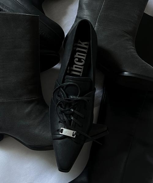 011 iconic lace heels