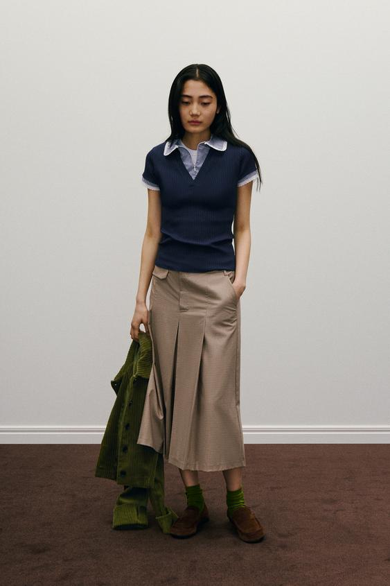 RIBBED T-SHIRT WITH PETER PAN COLLAR
