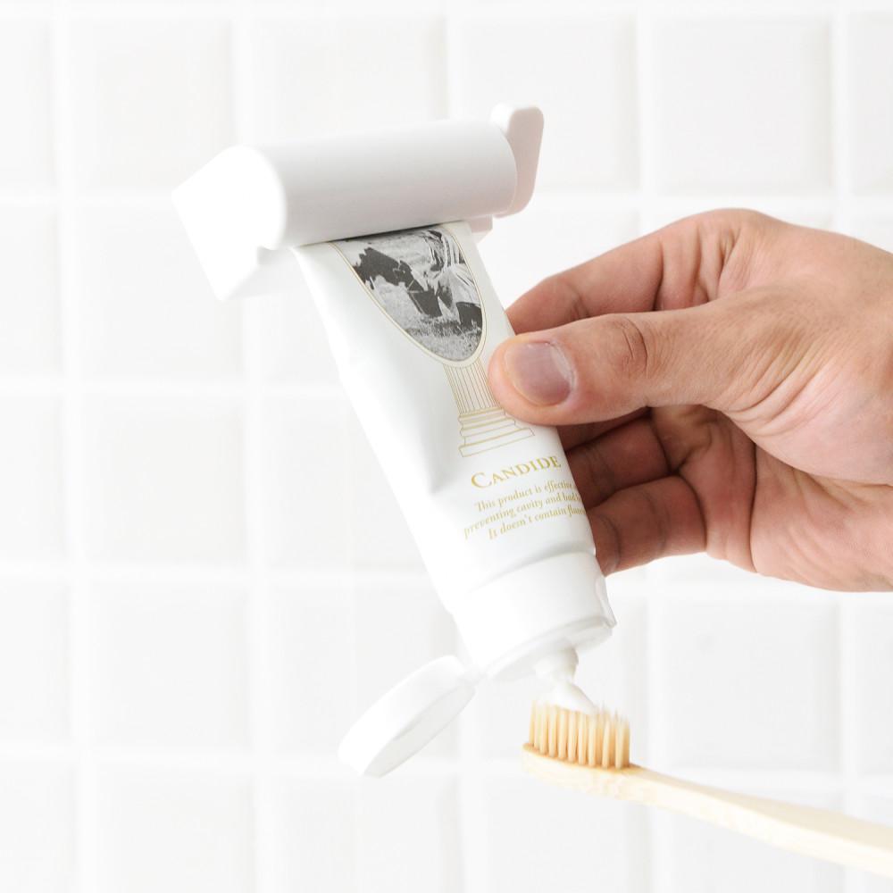 착붙 무타공 치약짜개