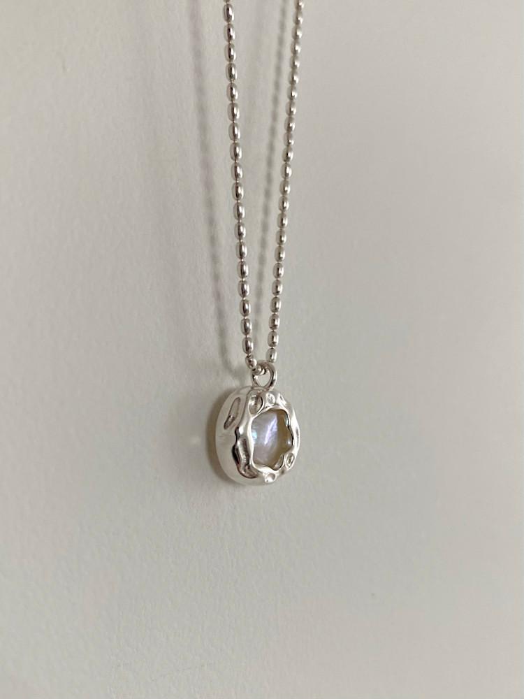 Coral pearl necklace 코랄 펄 담수진주 목걸이 (실버925)