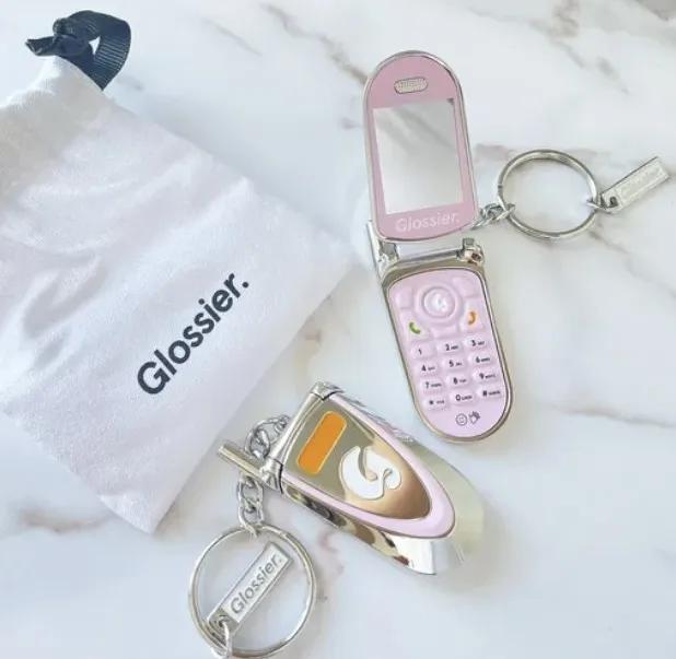 (재입고) 글로시에 Glossier 핸드폰 핑크 키링 키체인 키홀더 | 상품 상세 | 크로켓