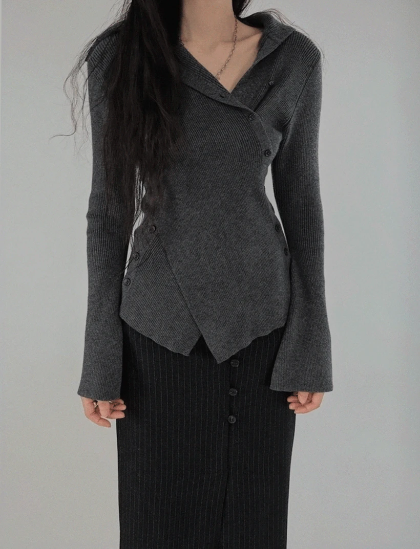 TOP TURTLENECK OPEN V-NECK CROSS BURTON UNBAL KNIT 탑 터틀넥 오픈 브이넥 크로스 버튼 언발니트 (2COLORS)