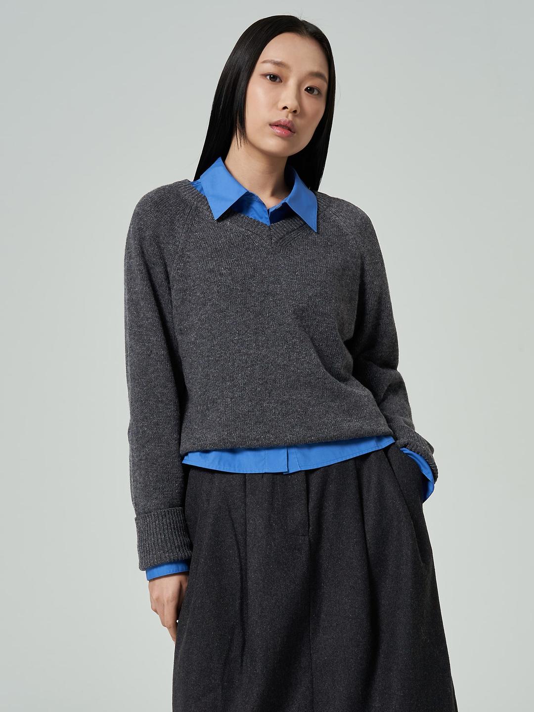 플레인 브이넥 풀오버 - 그레이