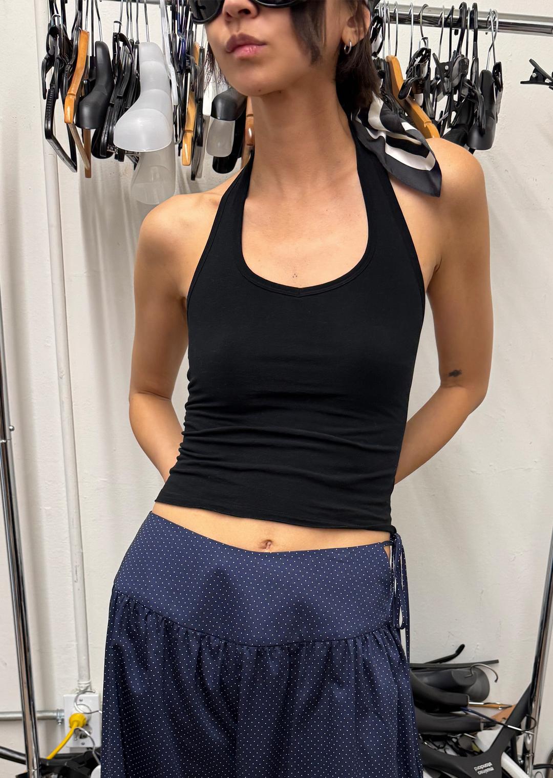 BASIC HALTER TOP BLACK