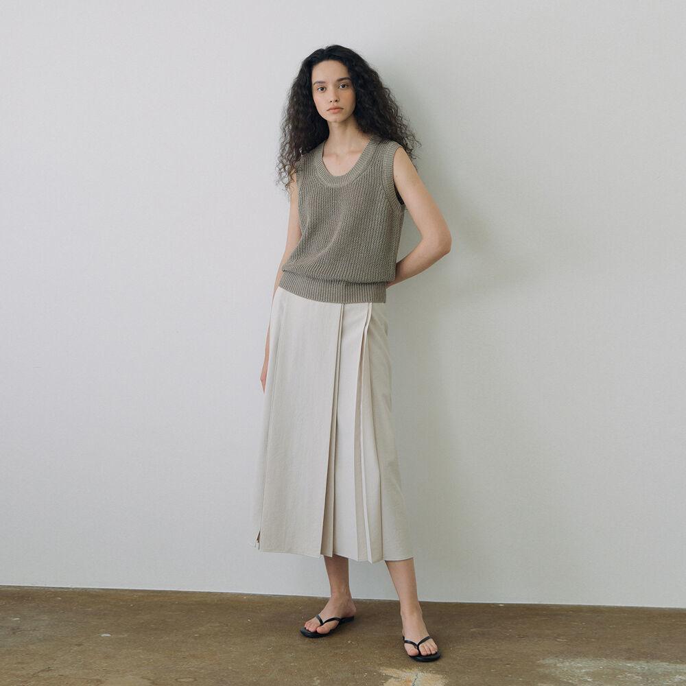 PLEATS SLIT SKIRT (LIGHT BEIGE)