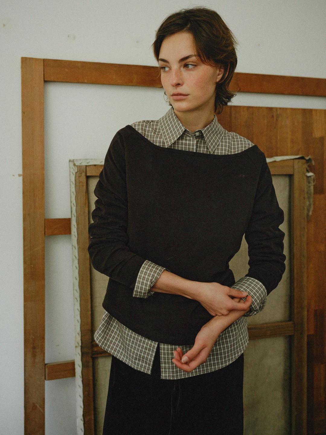 Open shoulder T-shirt *(2 colors)