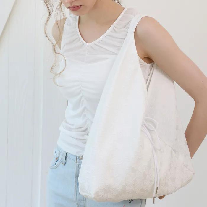 Jeanne Flower Jacquard Shoulder Bag_White