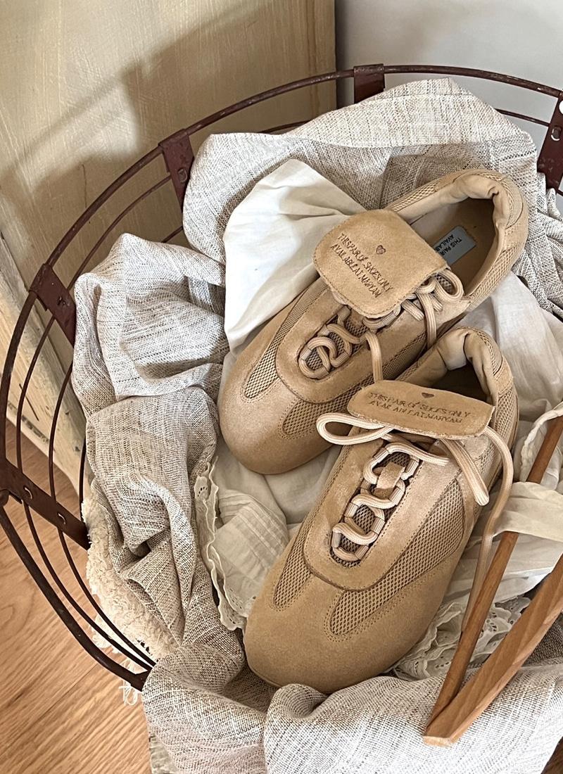 Heart fold over tongue sneakers