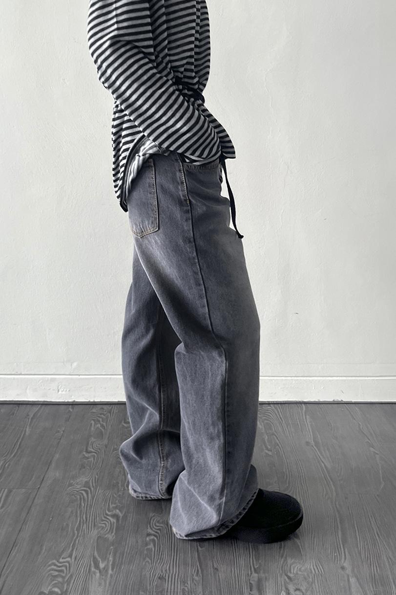 베르크서울 GRAY BOOTCUT JEANS