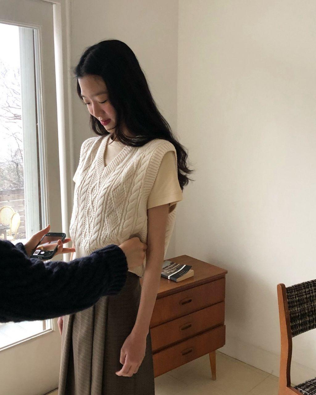 weather 웨더 피셔맨 코튼 베스트 봄 브이넥 레이어드 조끼 vest (2 Color)