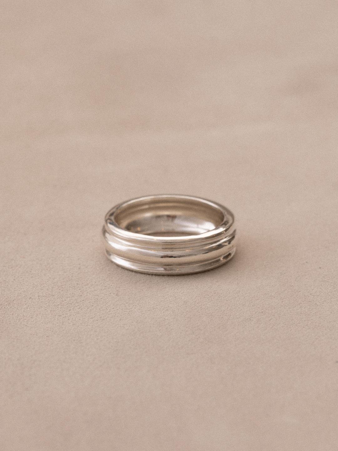 056 Fine Stack Ring