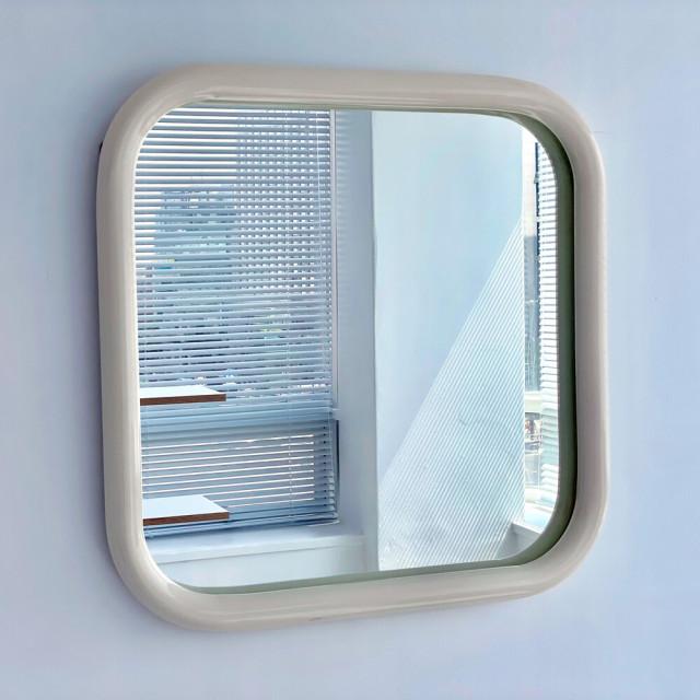 하우스온 볼드프레임미러 Ivory