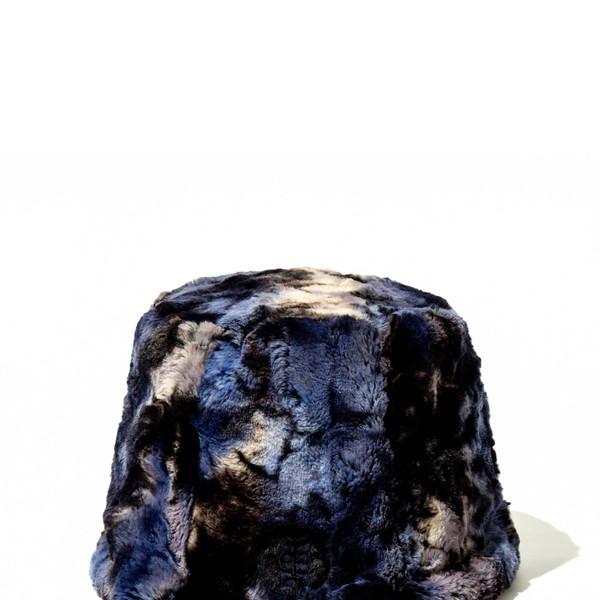 EI symbol fur bucket hat