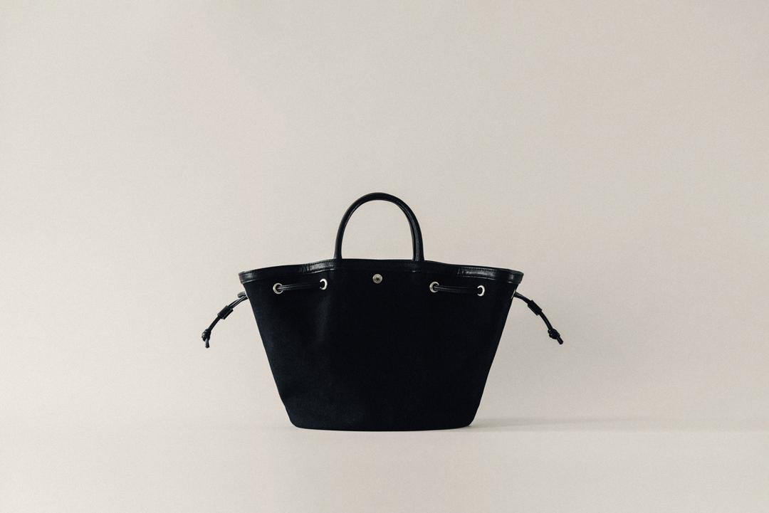 SAC COQUILLE SMALL BLACK