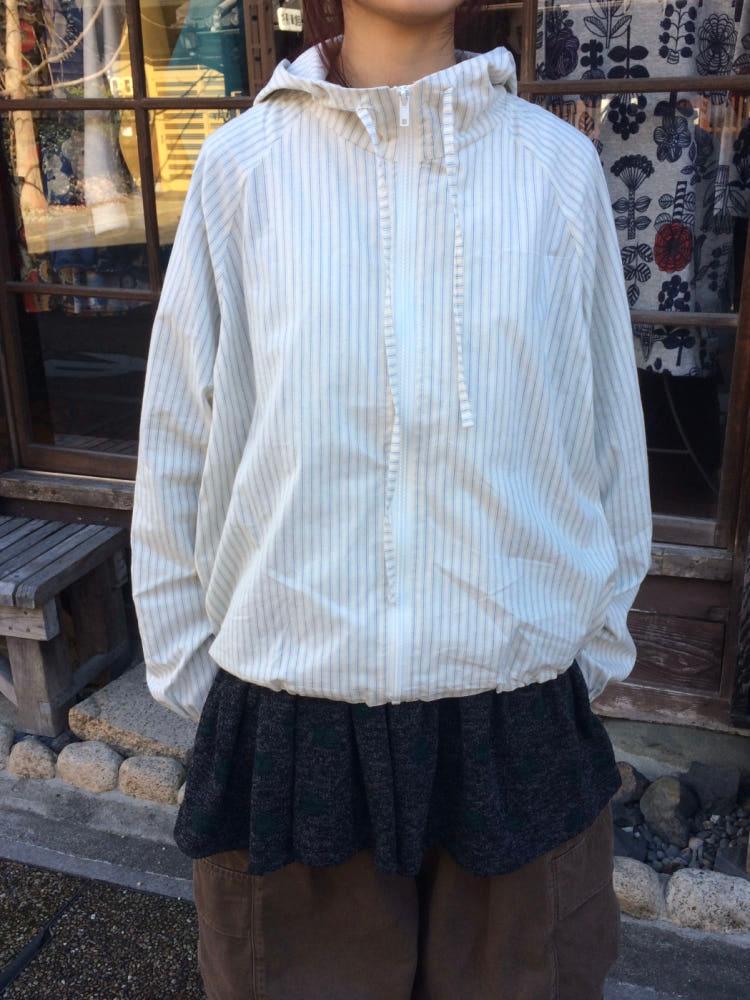 스트라이프 세로줄 후드 점퍼 (2 color)