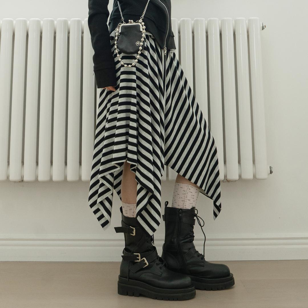 틸데서울 올린 단가라 언발 미디 스커트 2color