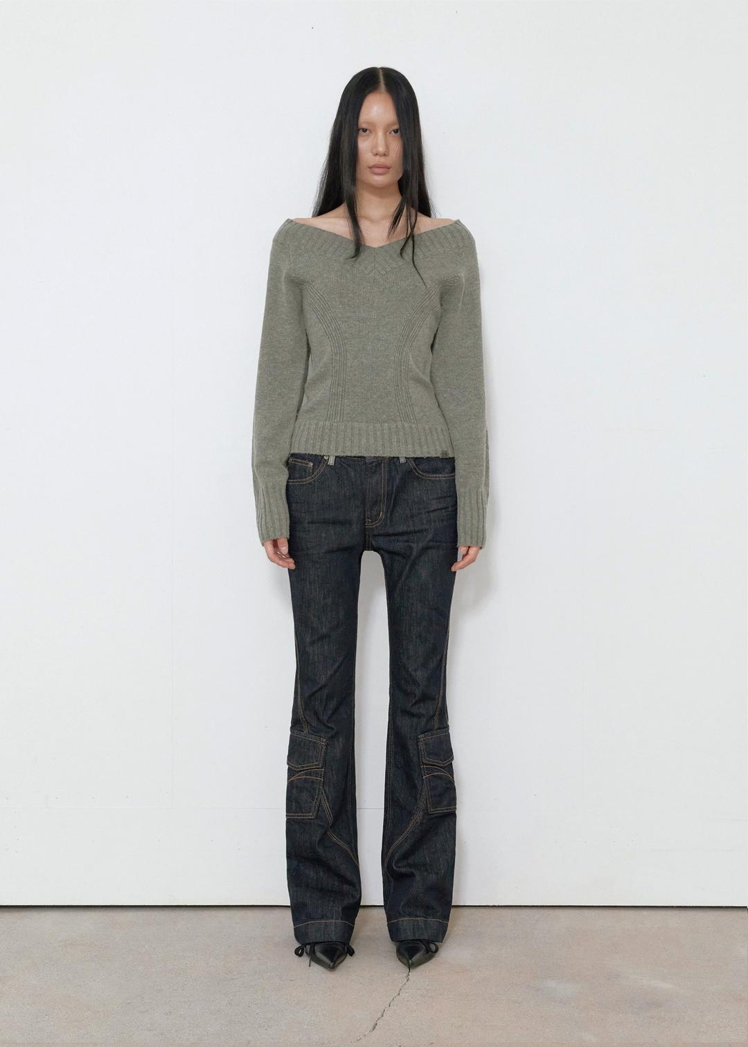 V NECK PRINCESSLINE KNIT, BEIGE